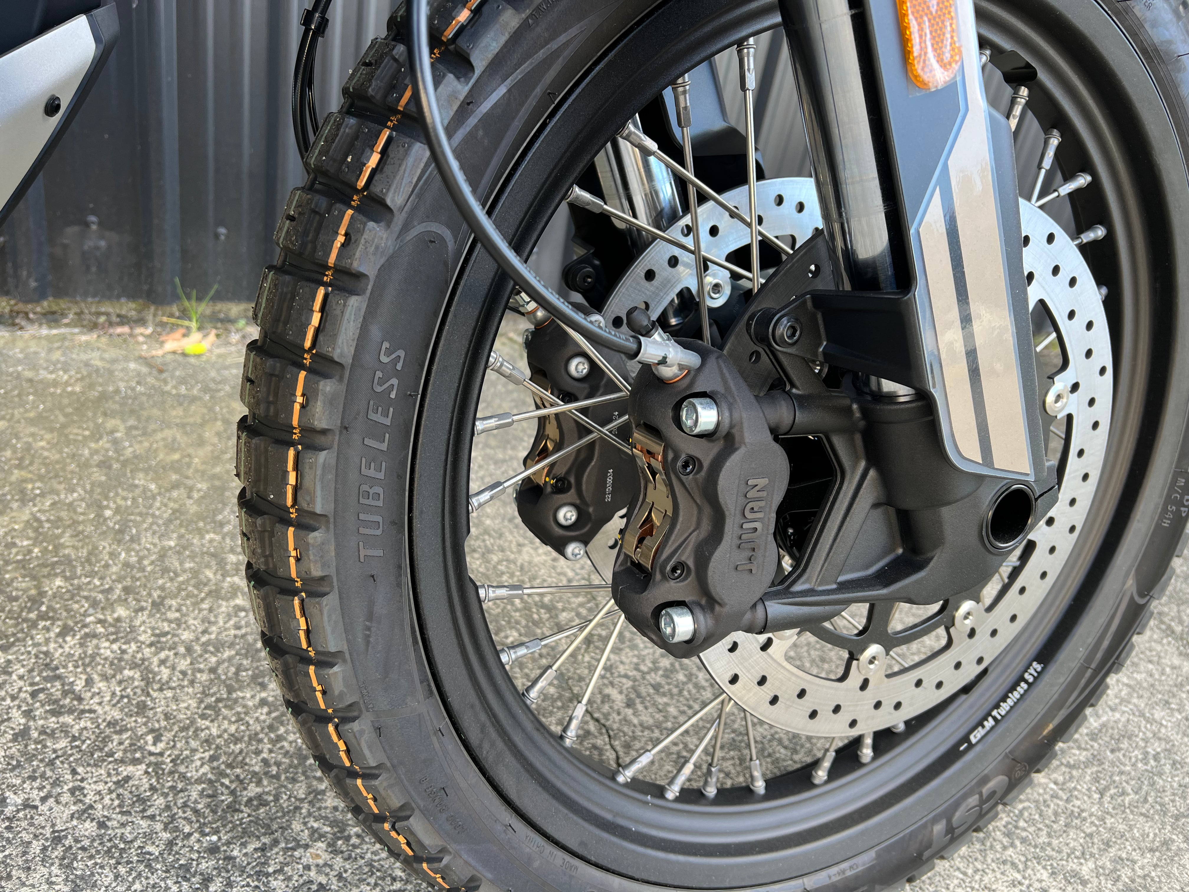 CFMOTO 800 MTX 2025 NEBULA BLACK