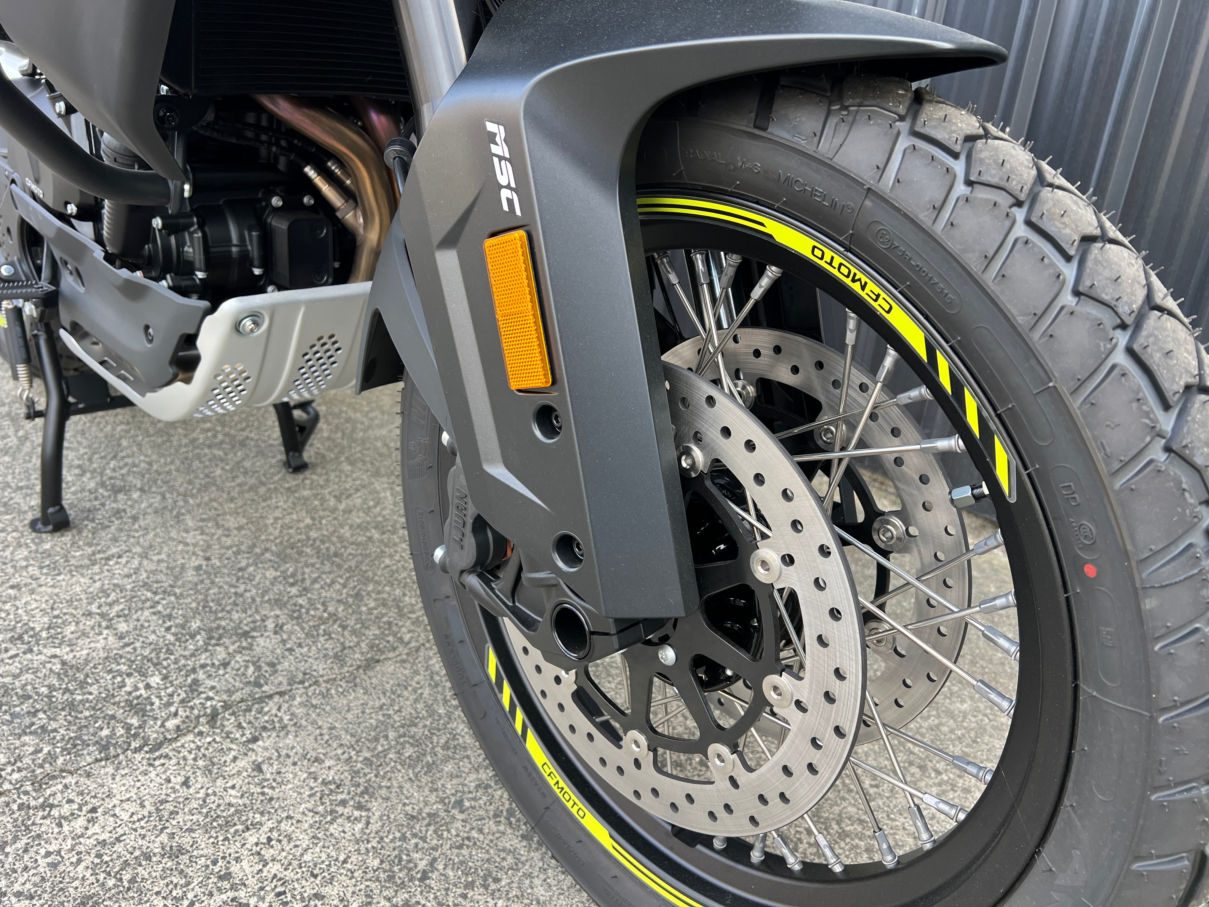 CFMOTO 800MT EXPLORE 2025