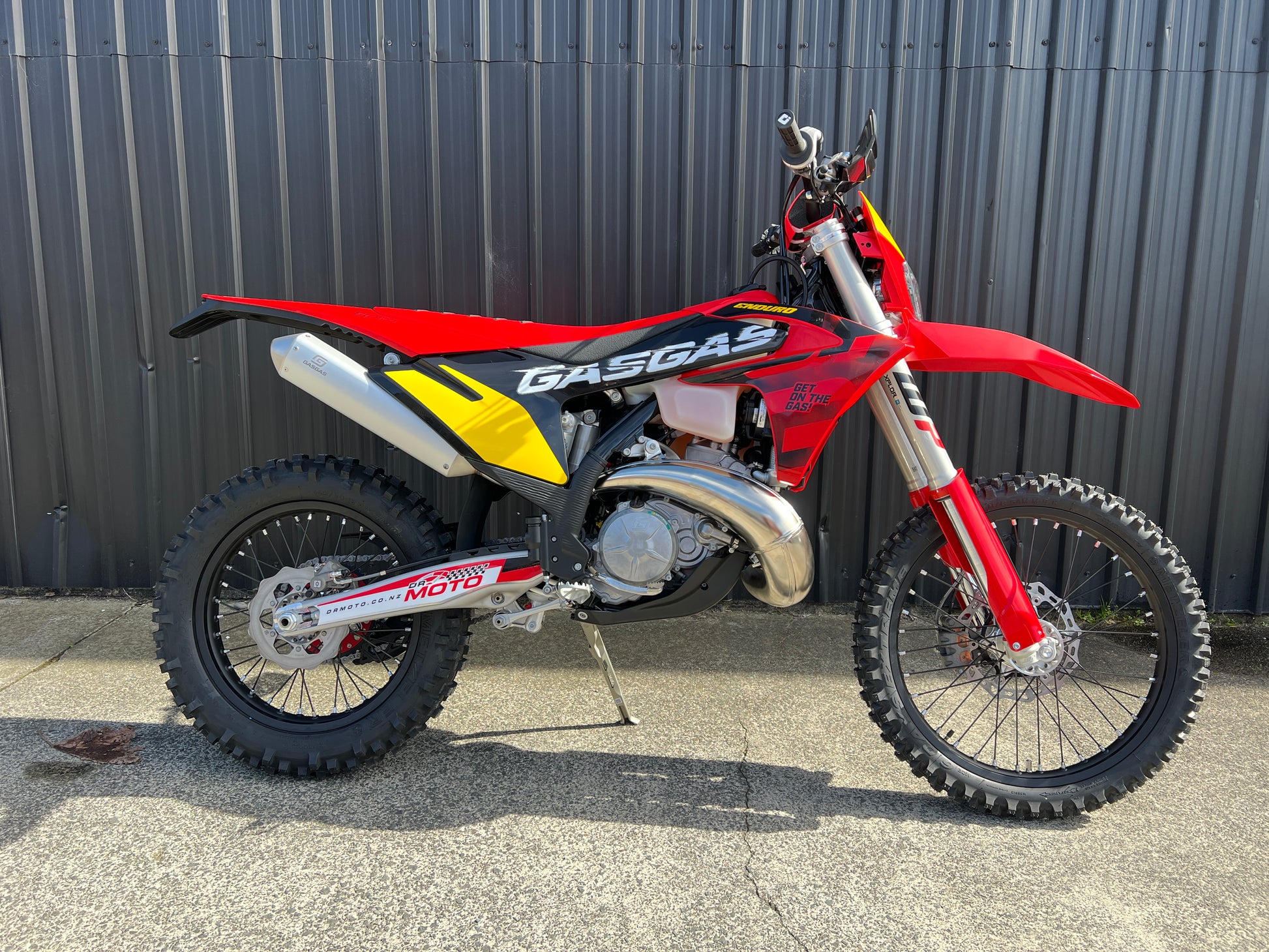 GASGAS EC300 GP LIMITED EDITION 2026 Limited Numbers! – DR MOTO