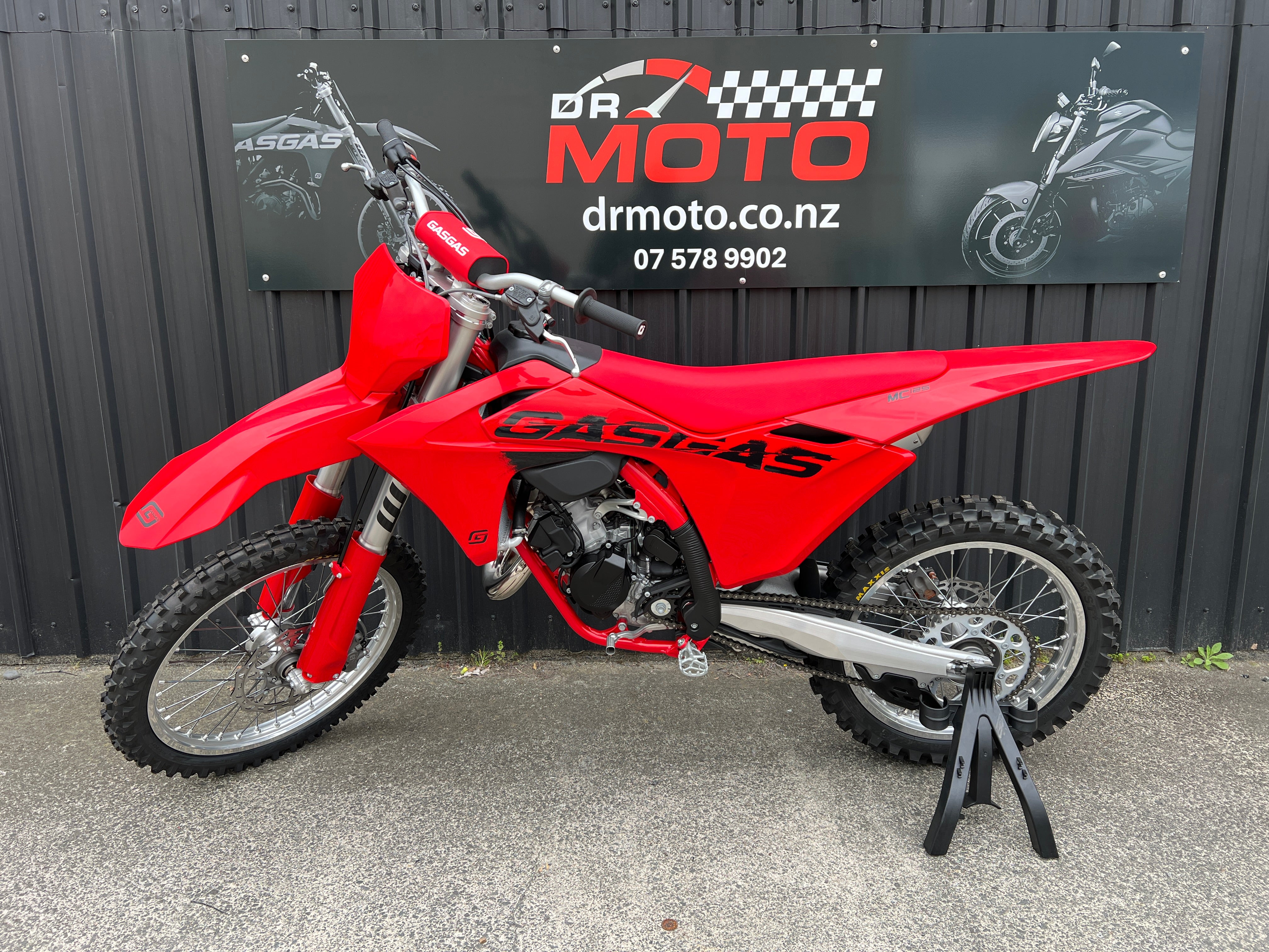 GASGAS MC 125 2025 - SAVE $250