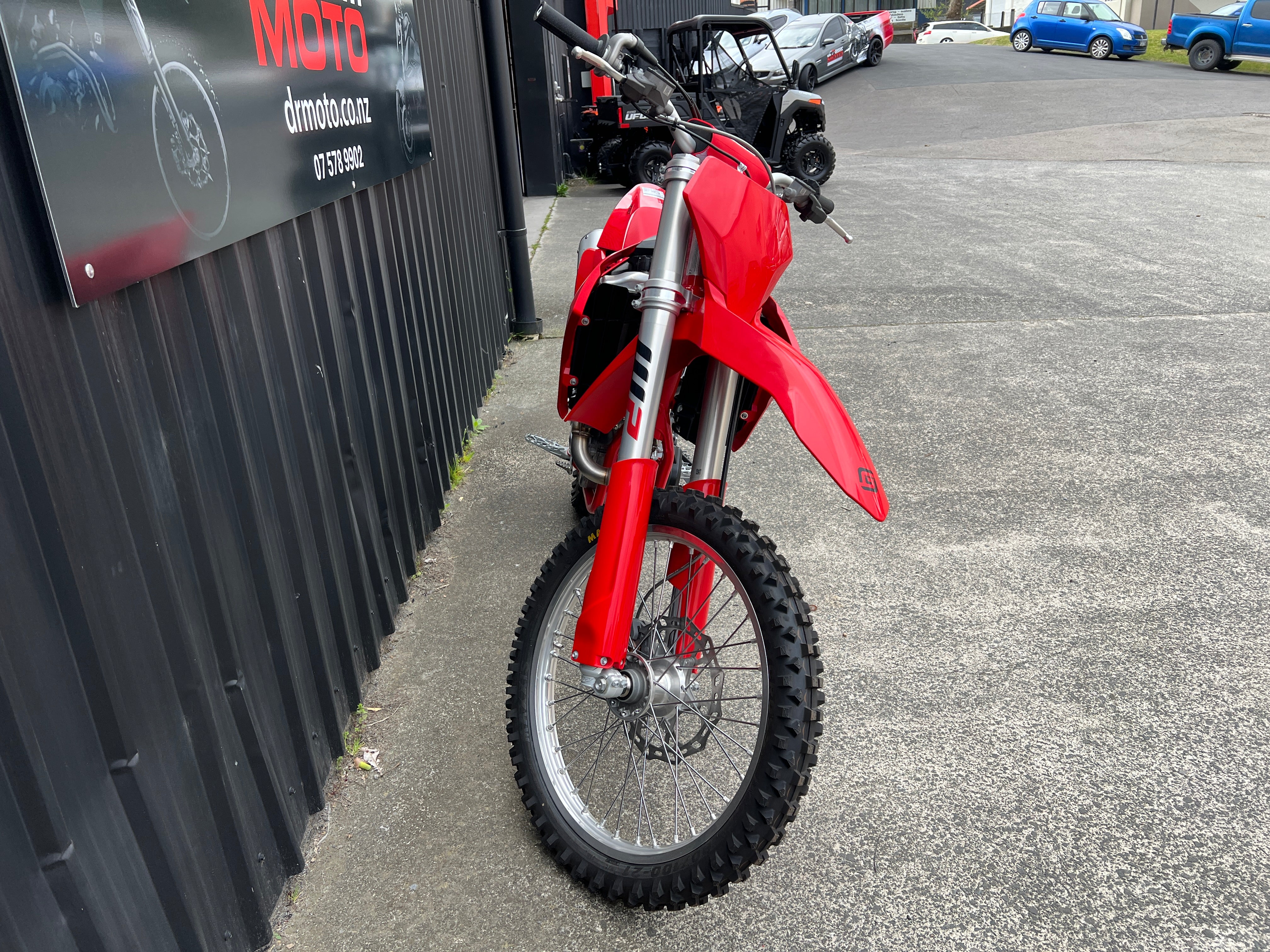 GASGAS MC250F 2025 - SAVE $400!