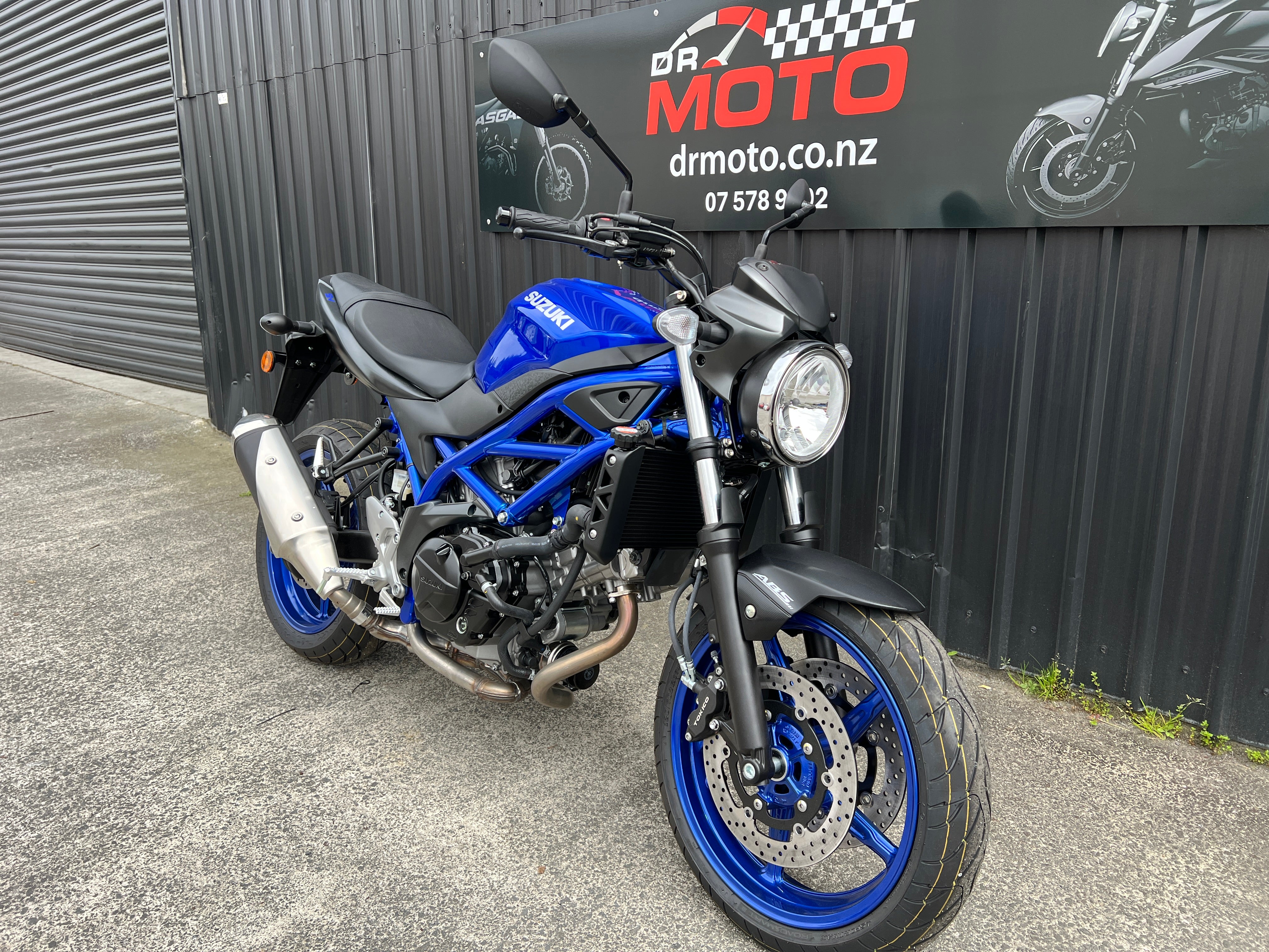 SUZUKI SV650AU LAMS 2026 - SUZUKIFEST SAVE $1000!