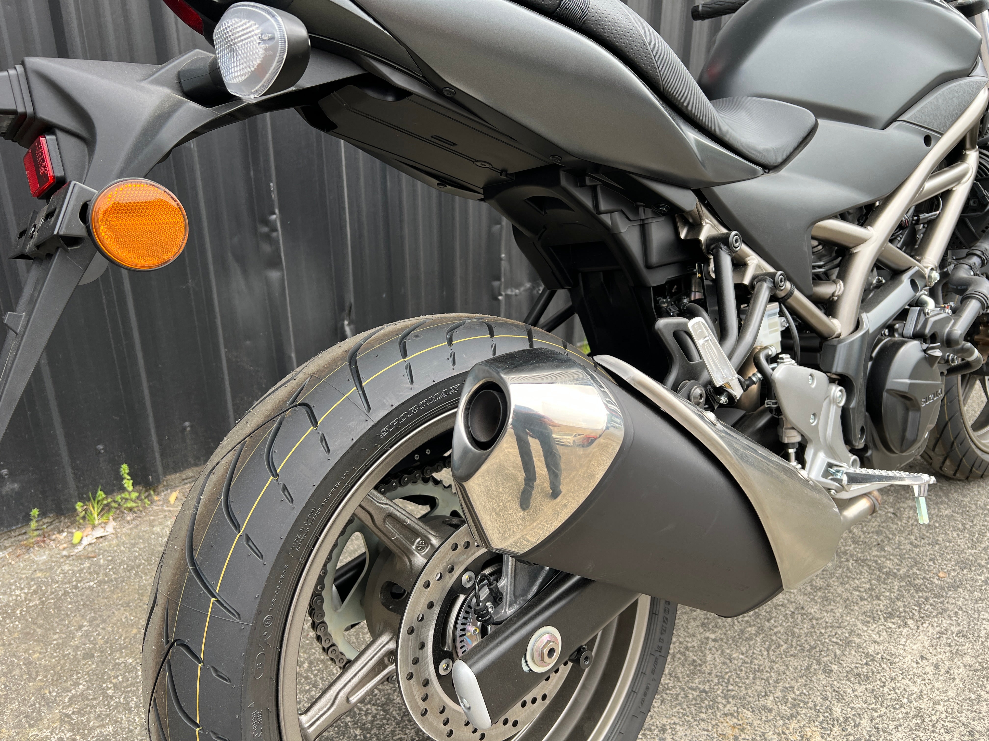 SUZUKI SV650 – SUZUKIFEST SAVE $1000! - BLACK