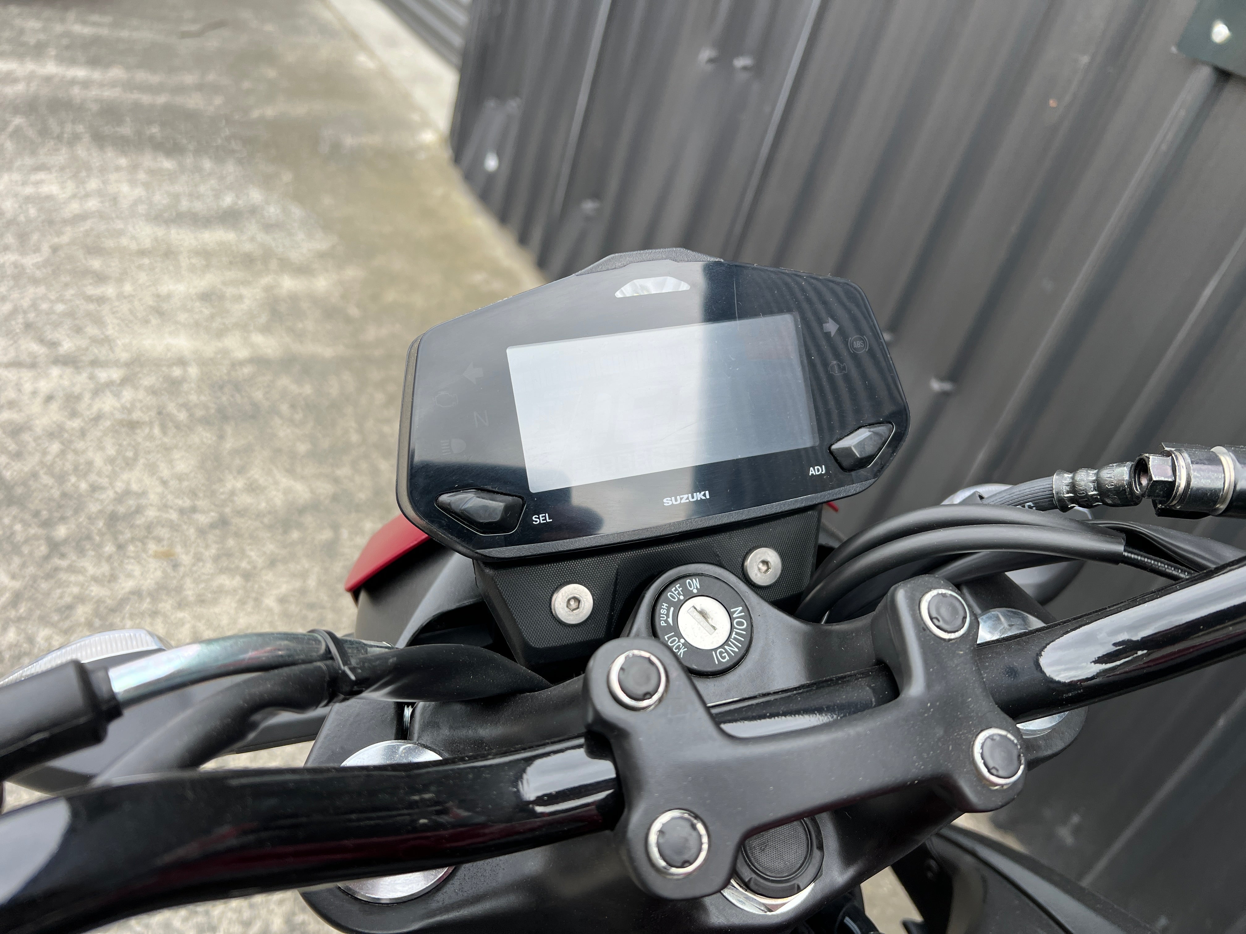 SUZUKI GSX250R 2025 LAMS NAKED BIKE - RED