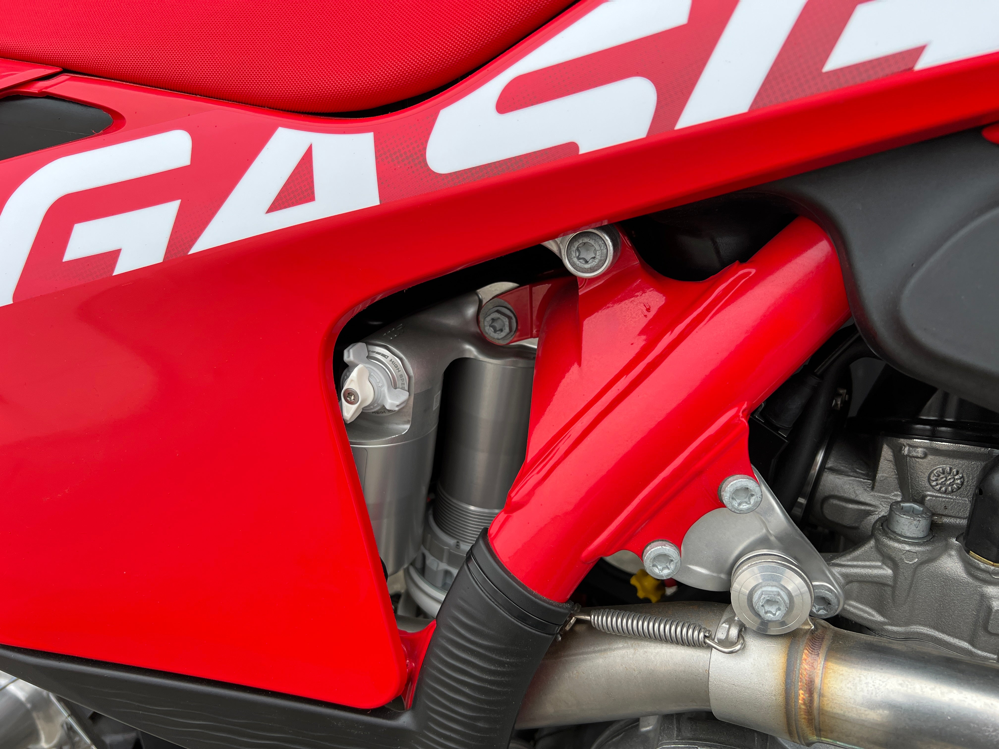 GASGAS MC450F 2024 - RUNOUT SPECIAL SAVE $2930, DEAL WON'T BE REPEATED