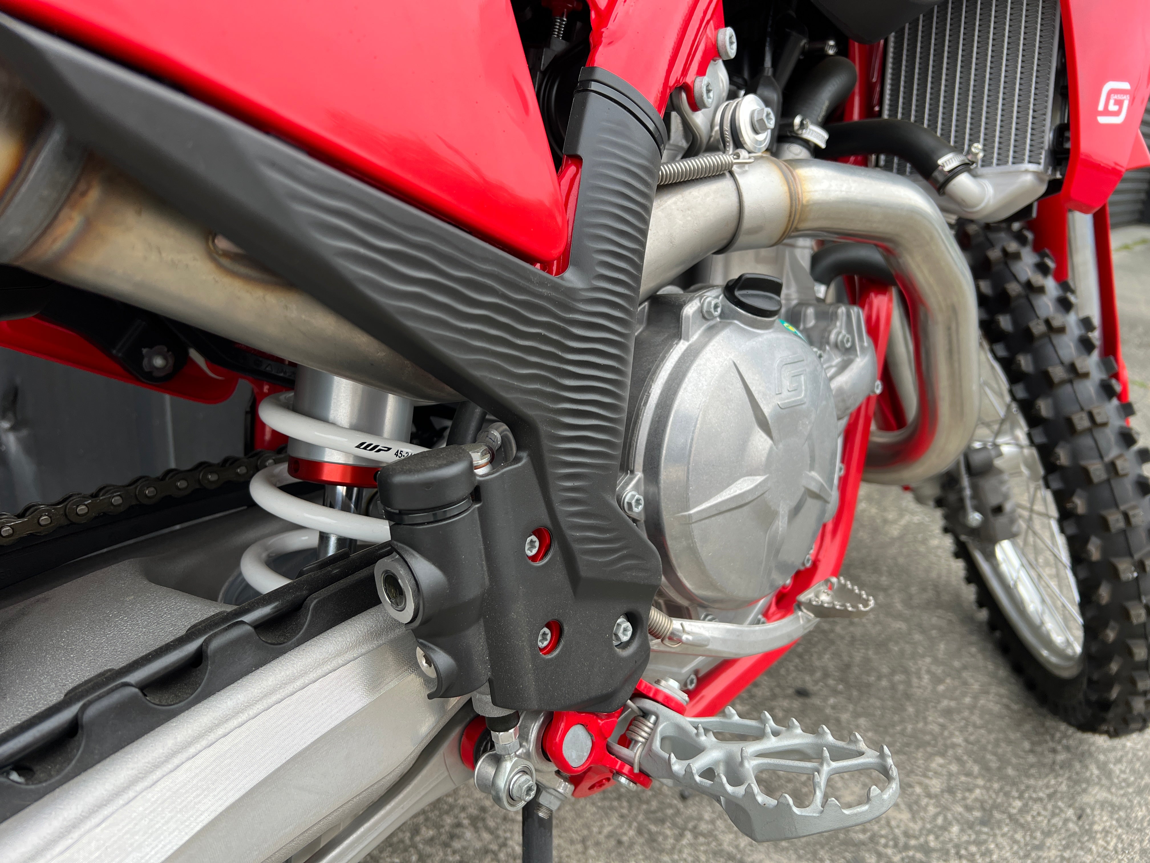 GASGAS MC450F 2024 - RUNOUT SPECIAL SAVE $2930, DEAL WON'T BE REPEATED