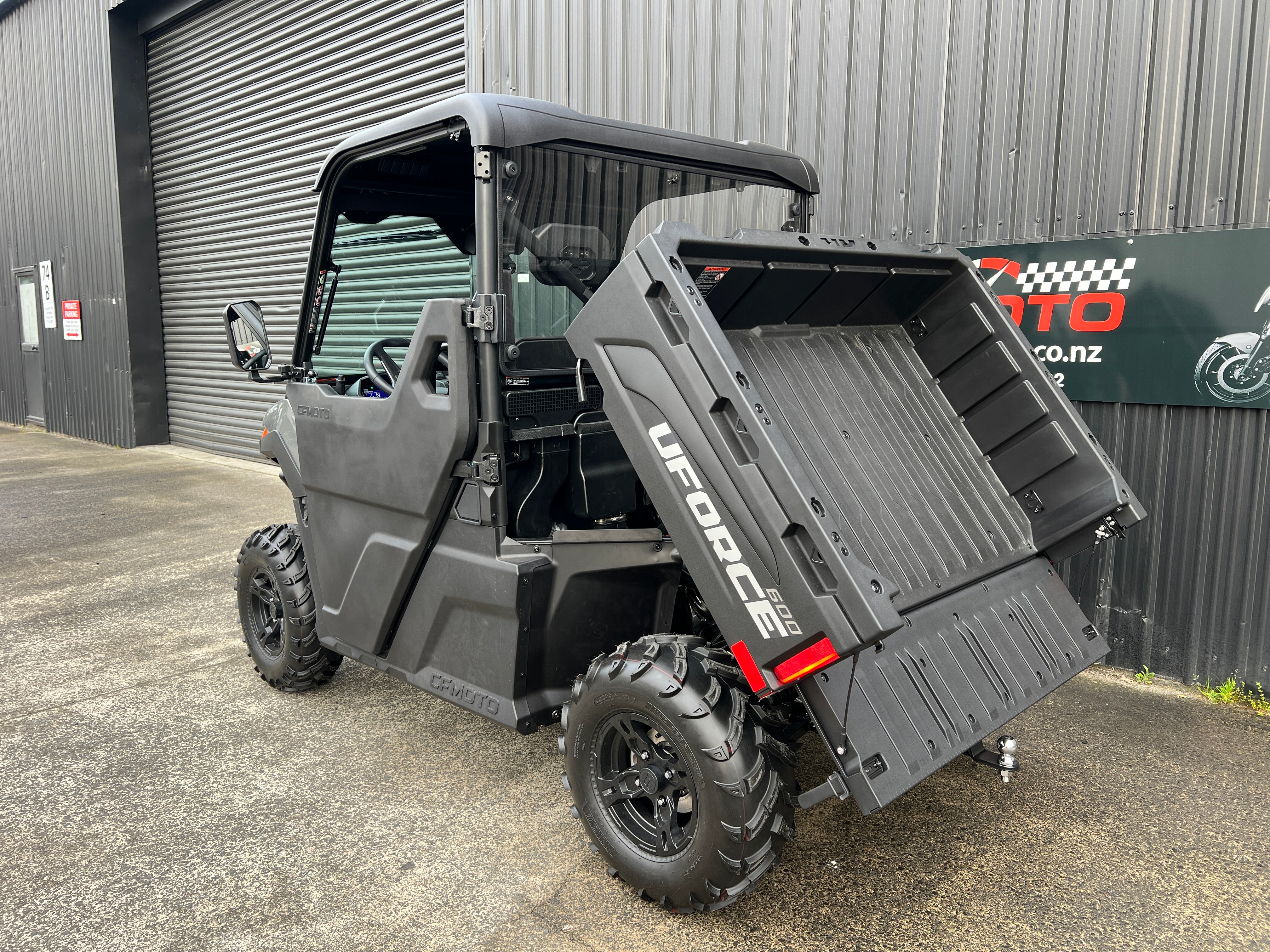 2025 CFMOTO U600 UFORCE EPS FARM SPEC  $19,750 + GST