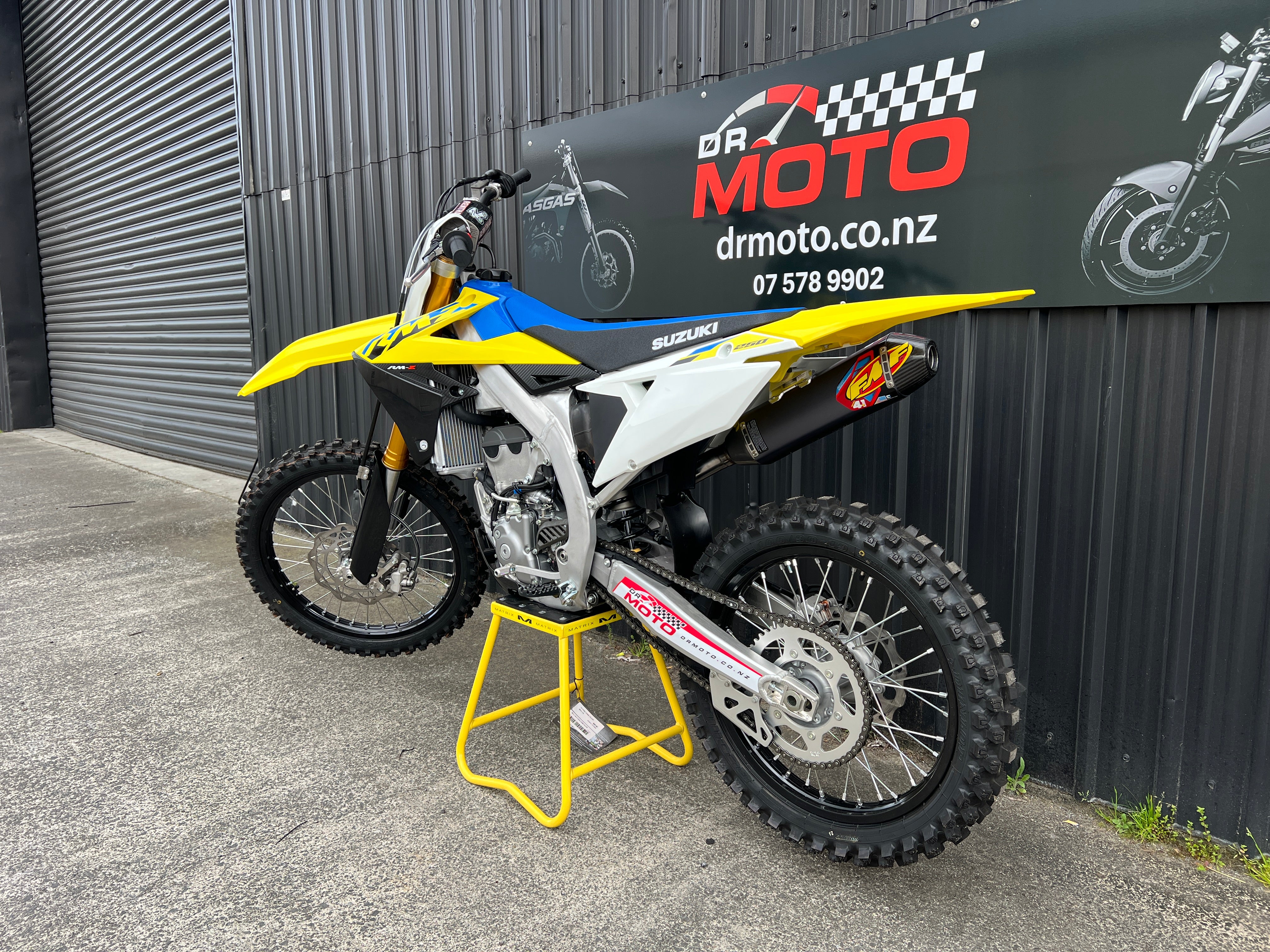 SUZUKI RMZ250 2024  SAVE $3500!! FREE FMF EXHAUST SYSTEM + $1500 SAVINGS