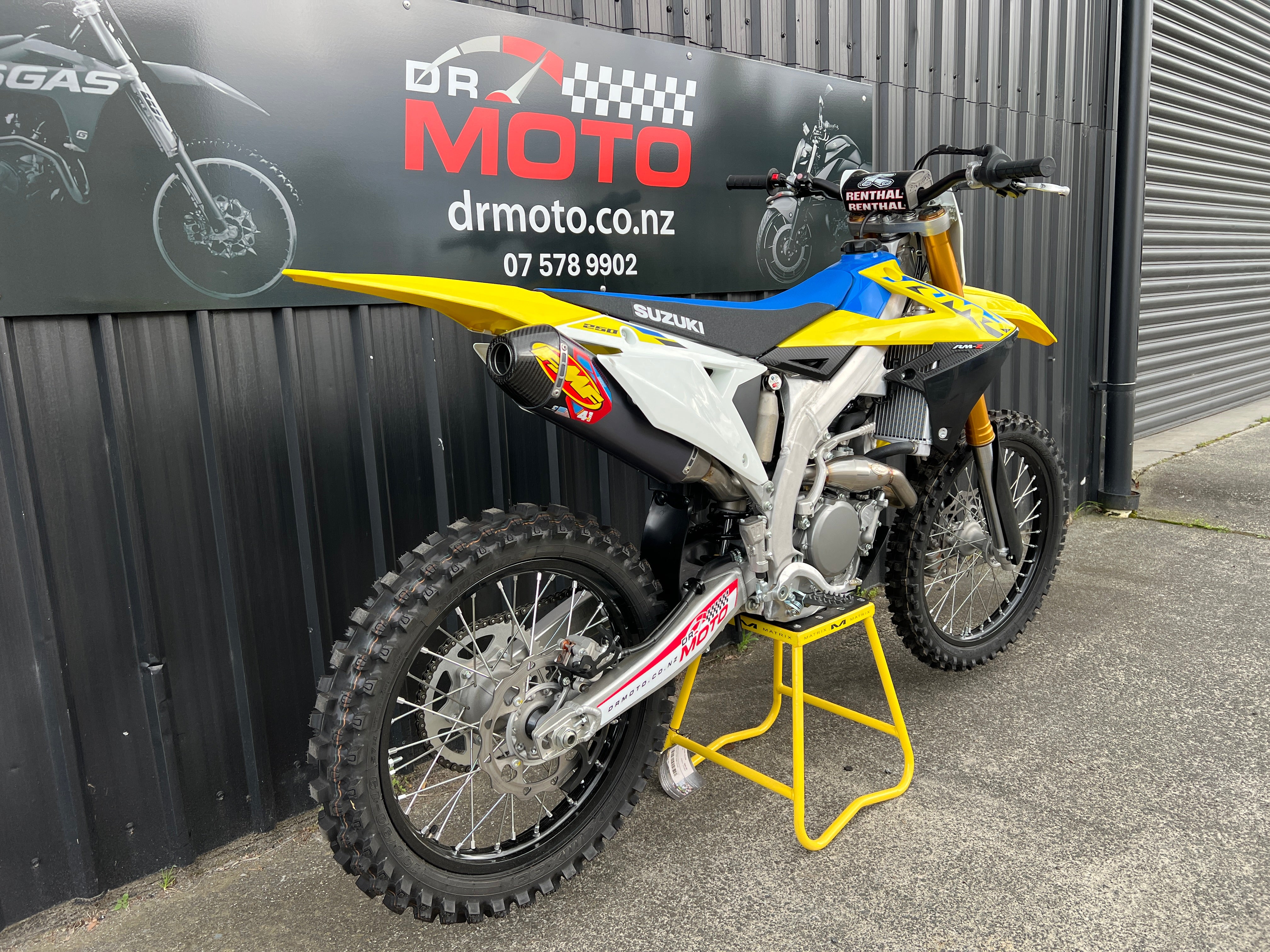 SUZUKI RMZ250 2024  SAVE $3500!! FREE FMF EXHAUST SYSTEM + $1500 SAVINGS