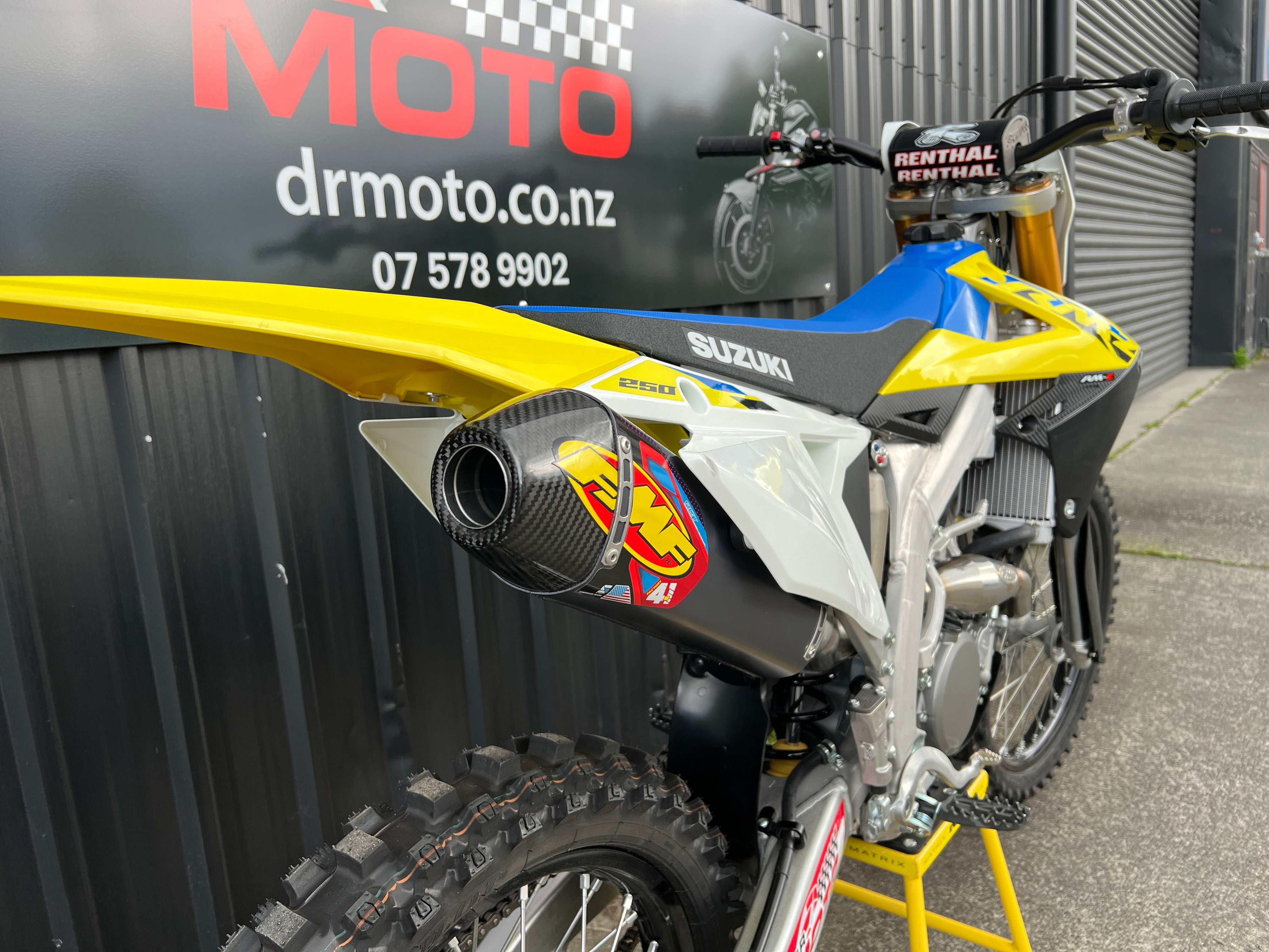 SUZUKI RMZ250 2024  SAVE $3500!! FREE FMF EXHAUST SYSTEM + $1500 SAVINGS
