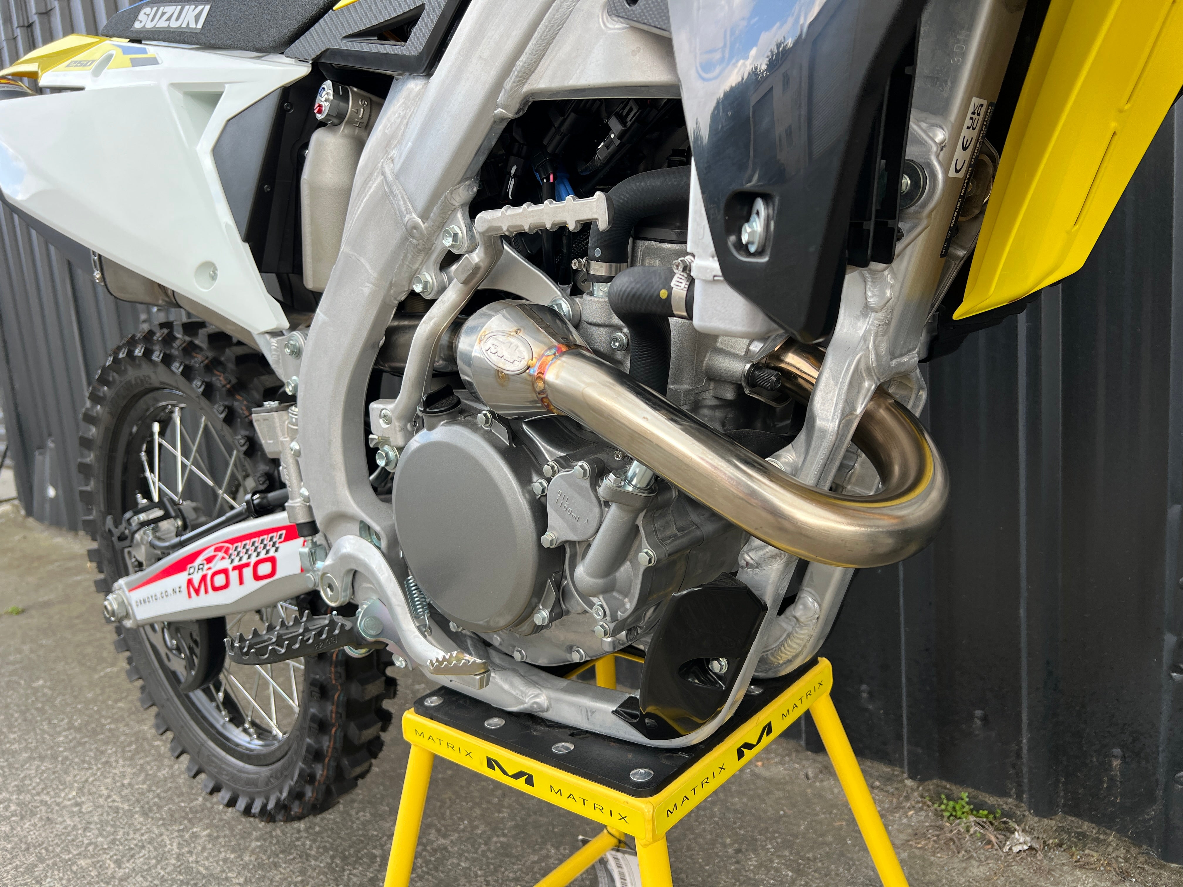 SUZUKI RMZ250 2024  SAVE $3500!! FREE FMF EXHAUST SYSTEM + $1500 SAVINGS