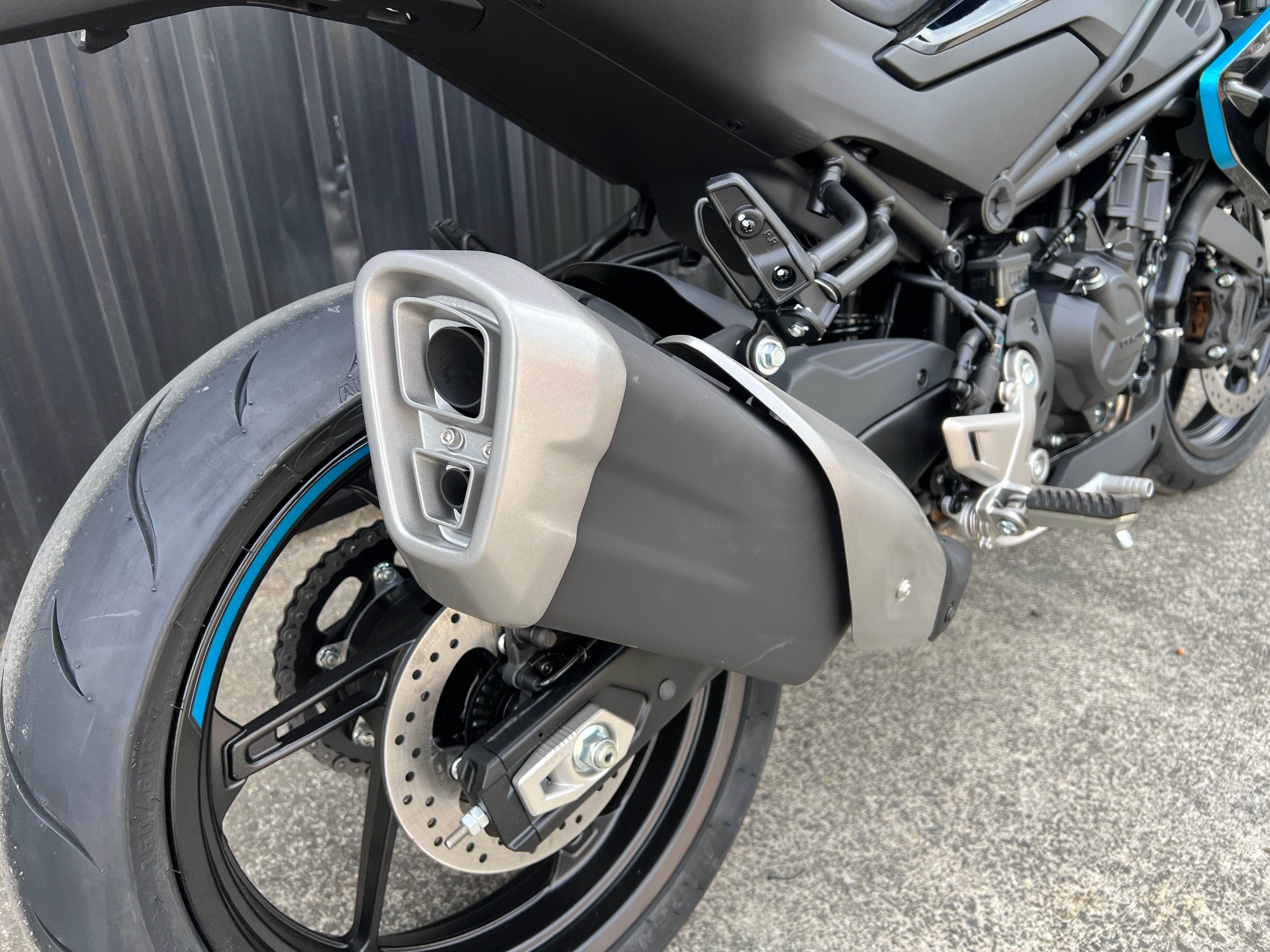 CFMOTO 450NK 2026 - WINTER SALE SAVE $600!