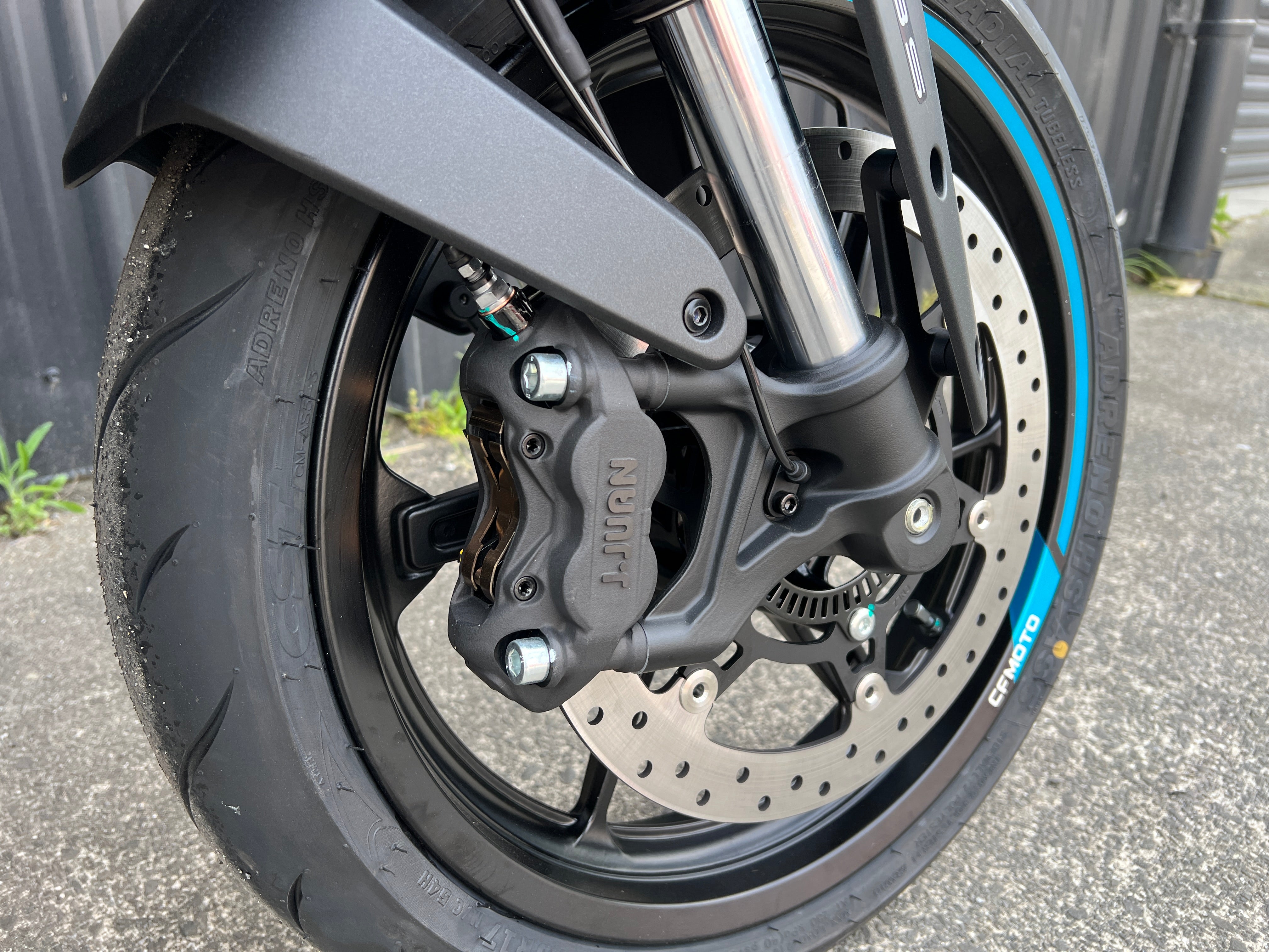 CFMOTO 450NK 2026 - WINTER SALE SAVE $600!