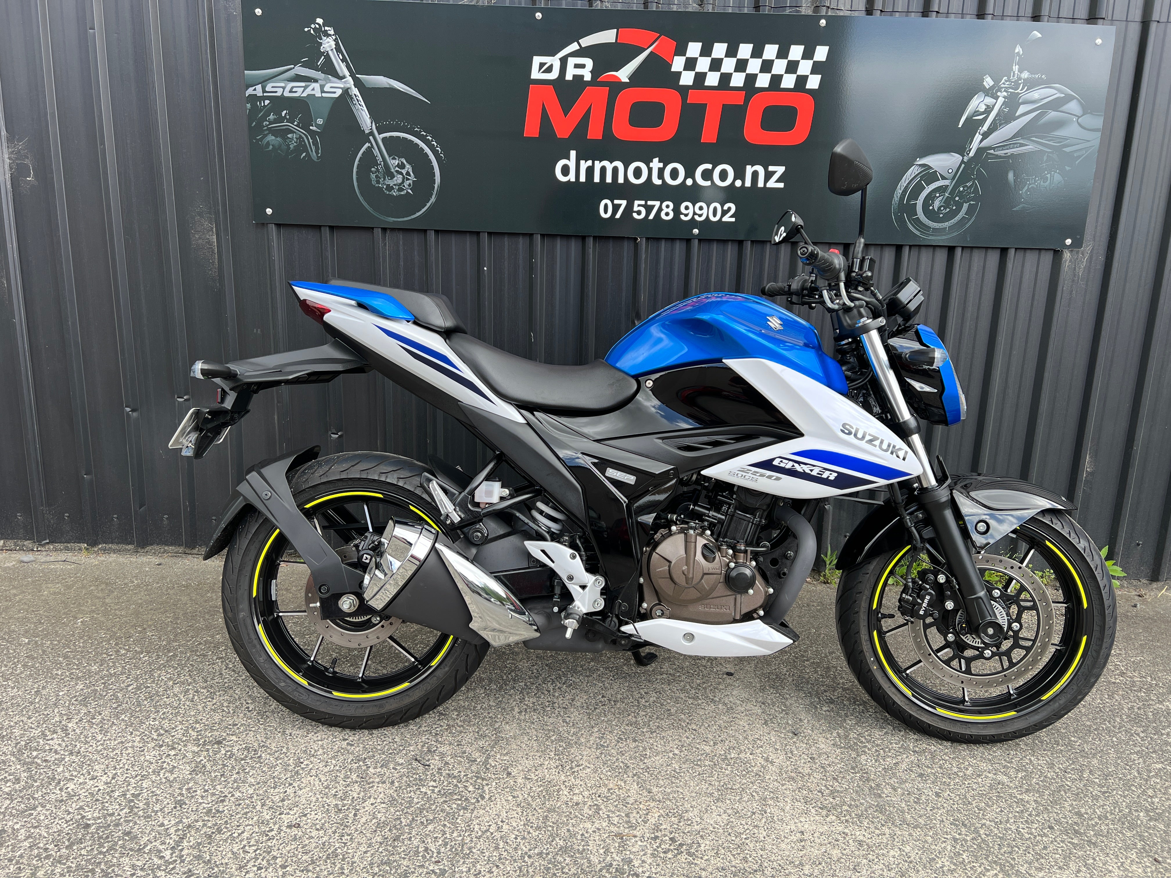 2025 Suzuki GSX250R – Only 2,004 km – Like New – $4,999 Ride Away
