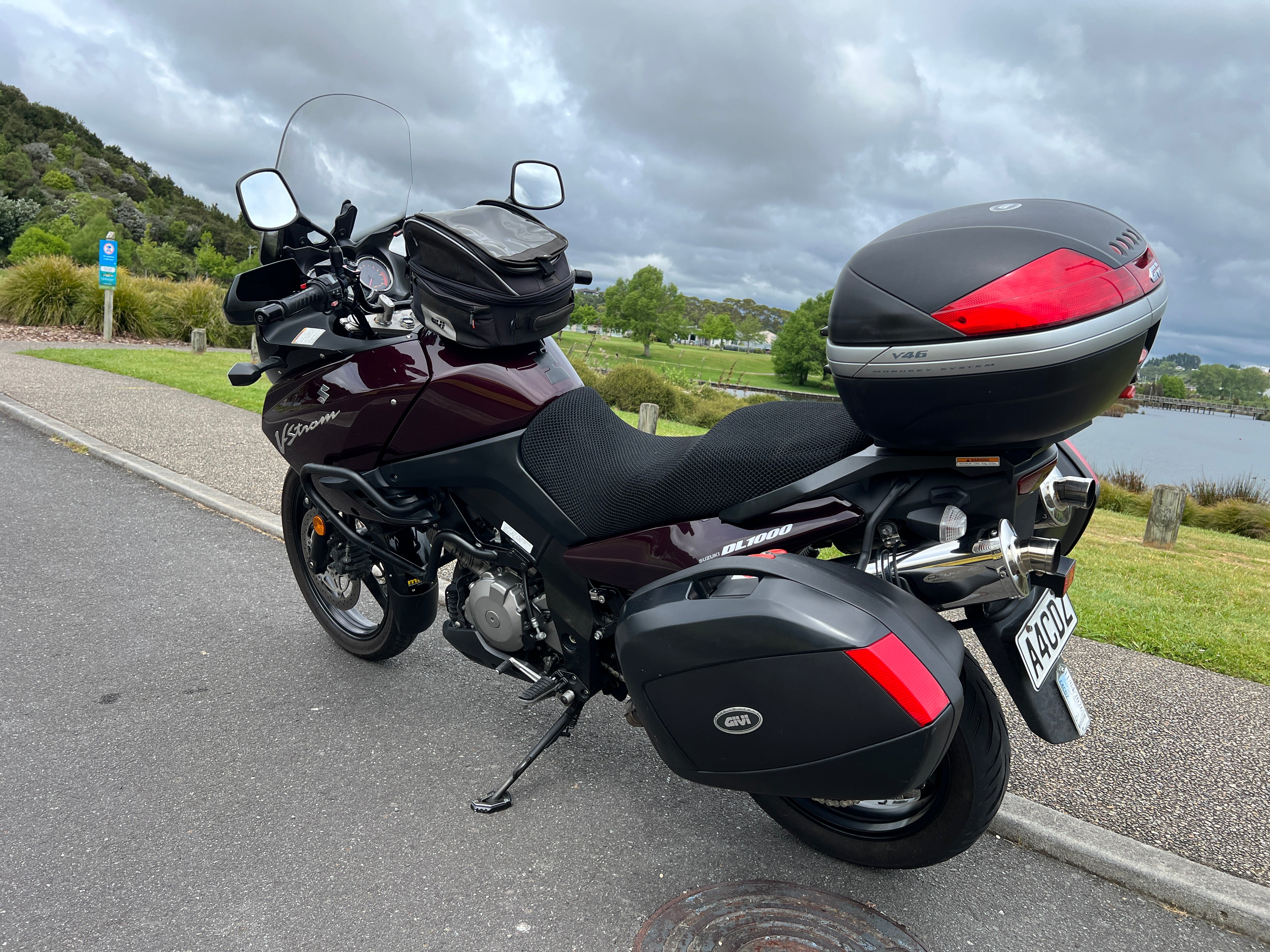 SUZUKI DL1000 2010 - ADVENTURE READY!