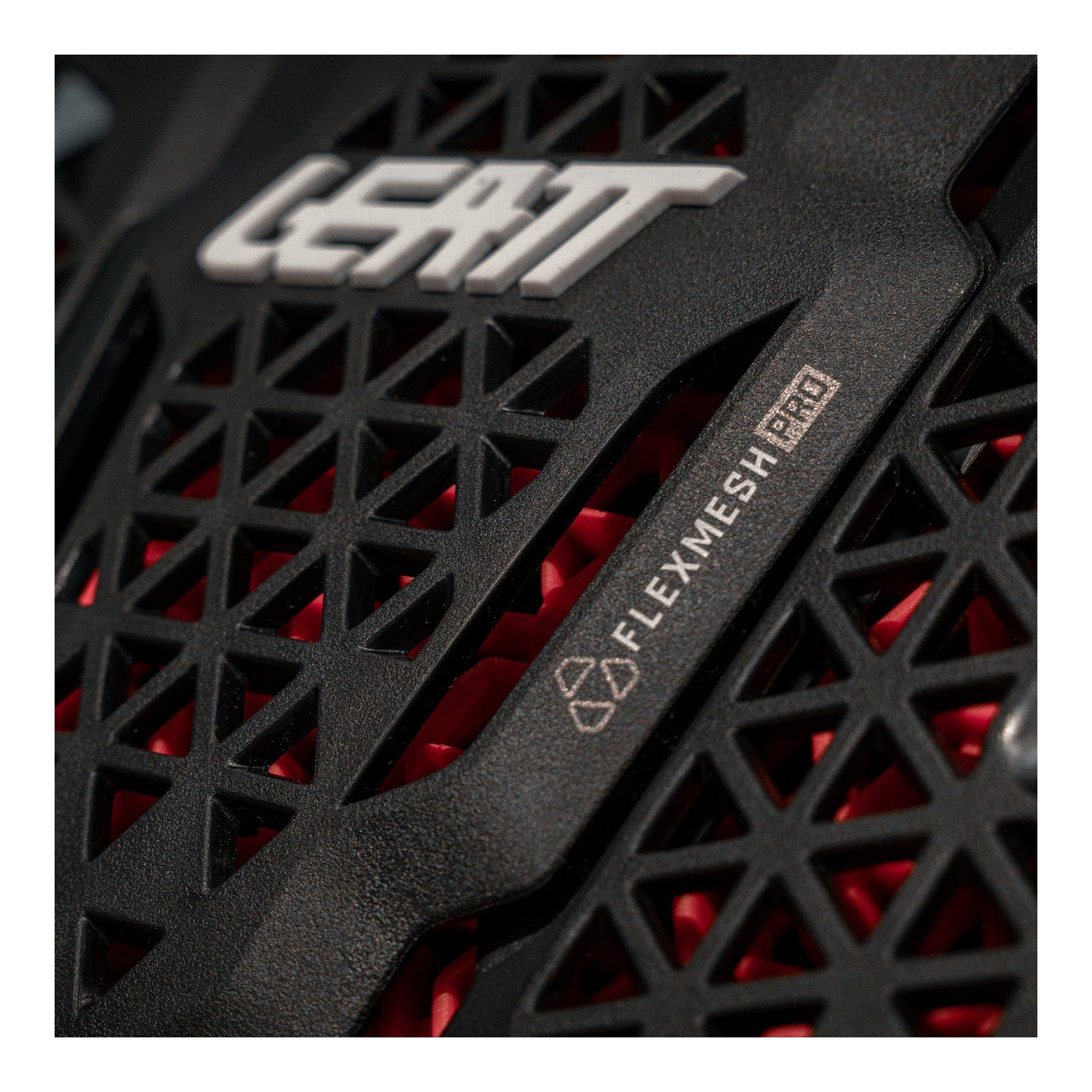 Leatt 4.5 Chest Protector Hybrid - Black