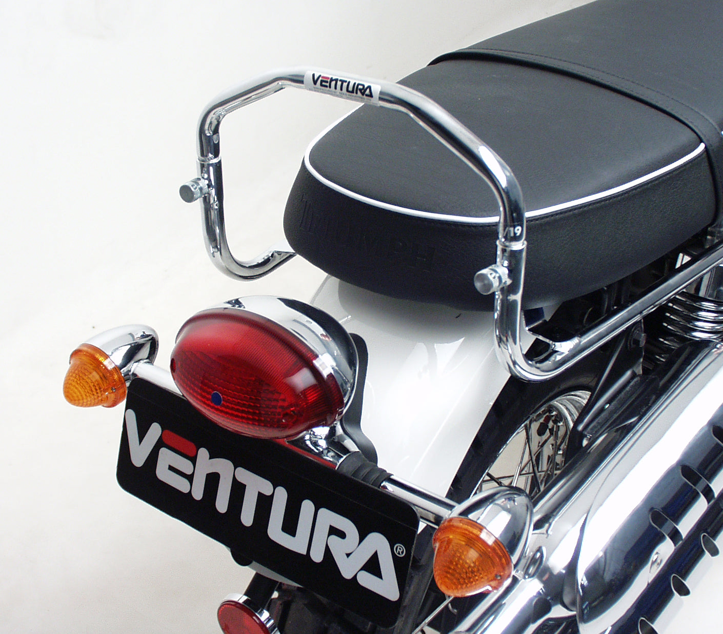 Triumph Scrambler 900 (Black Finish) (06-16)