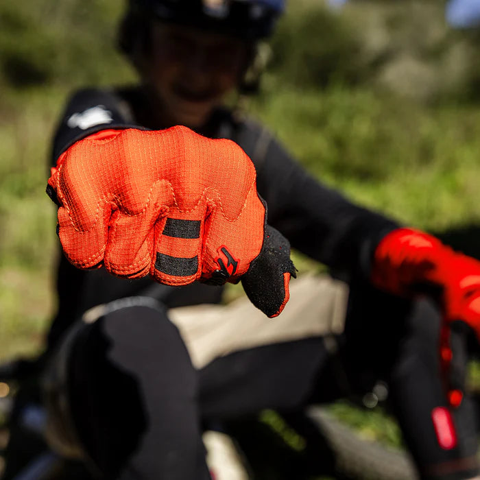 Blaster Rush Gloves - Red