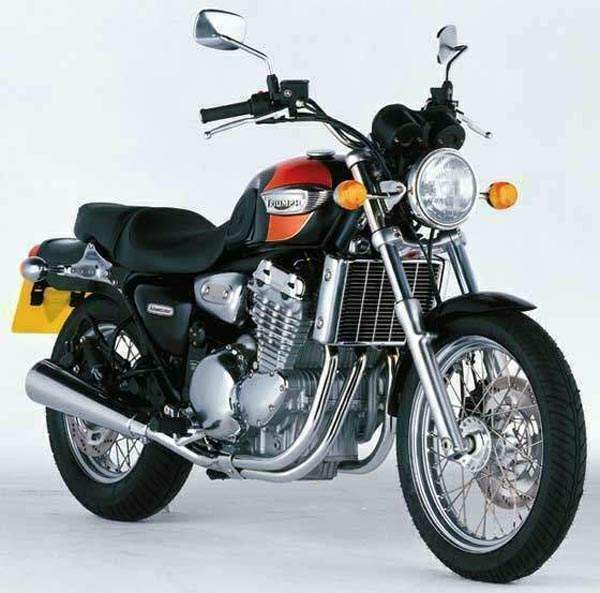Triumph Adventurer 900 (99-02)