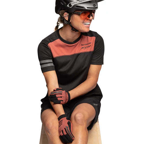 Womens Sidewinder S/S Jersey - Mauve/Black