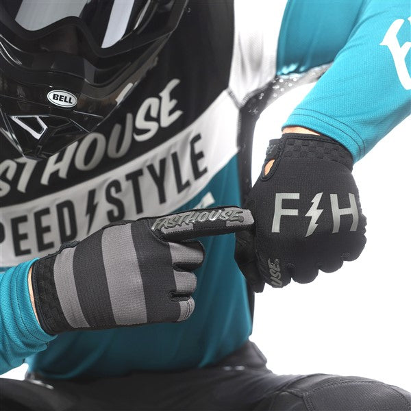 Speed Style Akin Glove - Black/Gray