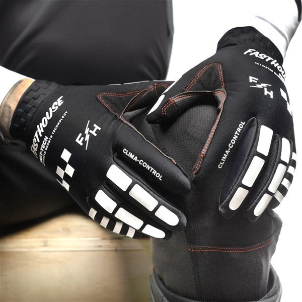 Toaster Gloves - Black/White