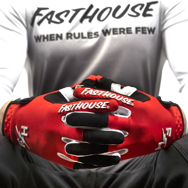 Speed Style Gloves - Red/Black