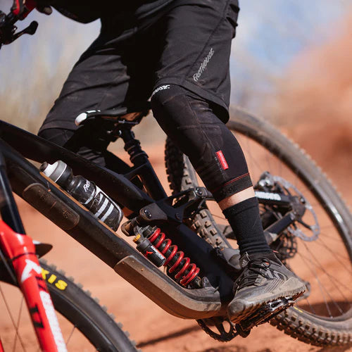 Crossline 2 Shorts - Black